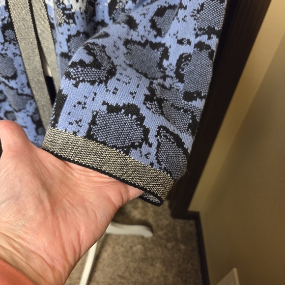 Roz & Ali Gray, Black and Blue Long Knit Cardigan Sweater - Picture 6 of 10